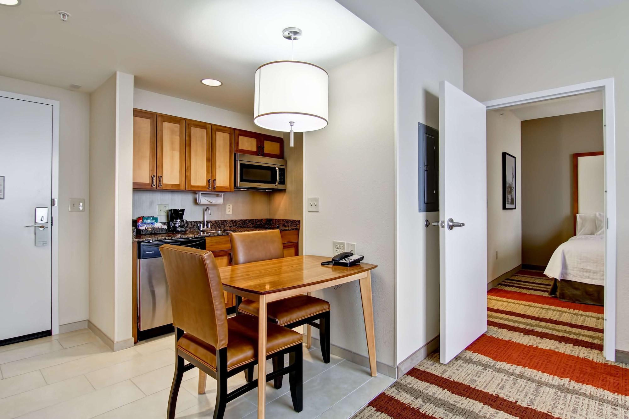 Hotel Homewood By Hilton Cincinnati-downtown