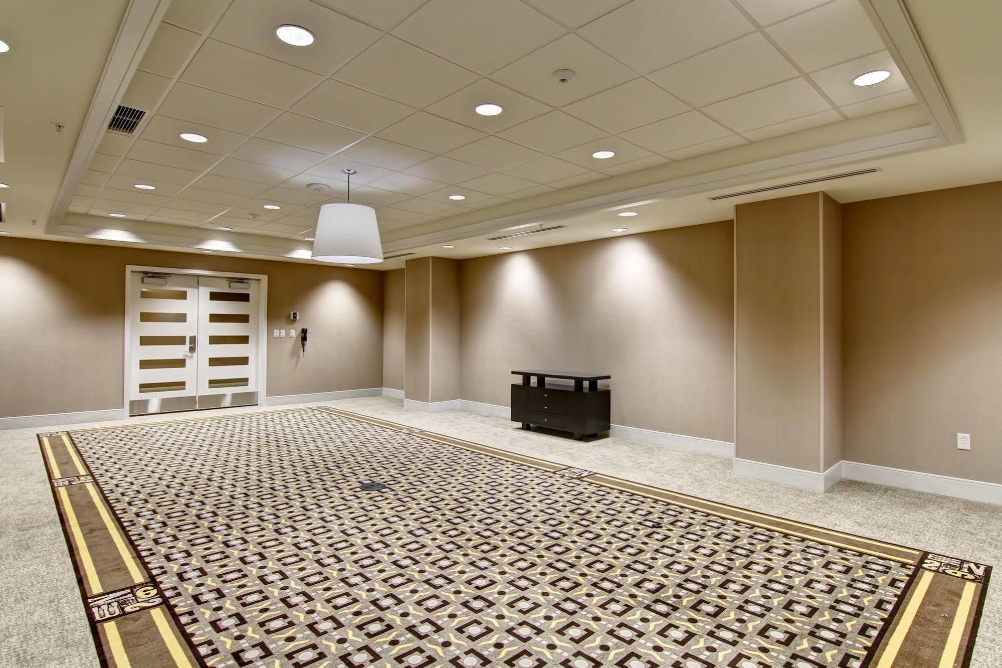Homewood By Hilton Cincinnati-downtown Hotel